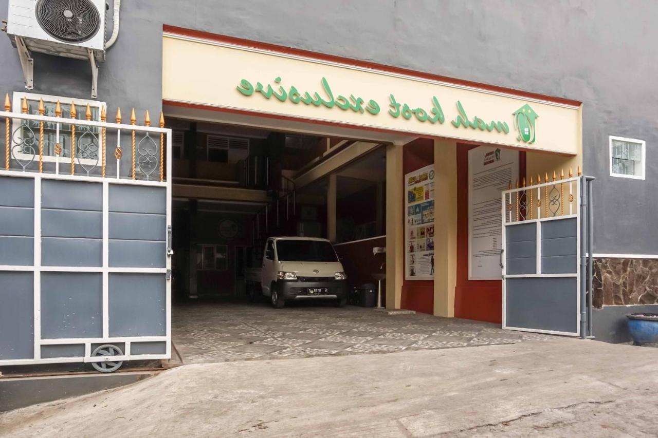 Hotel Omah Kalimosodo Mitra Reddoorz Near Stasiun Malang Kota Baru Exterior foto