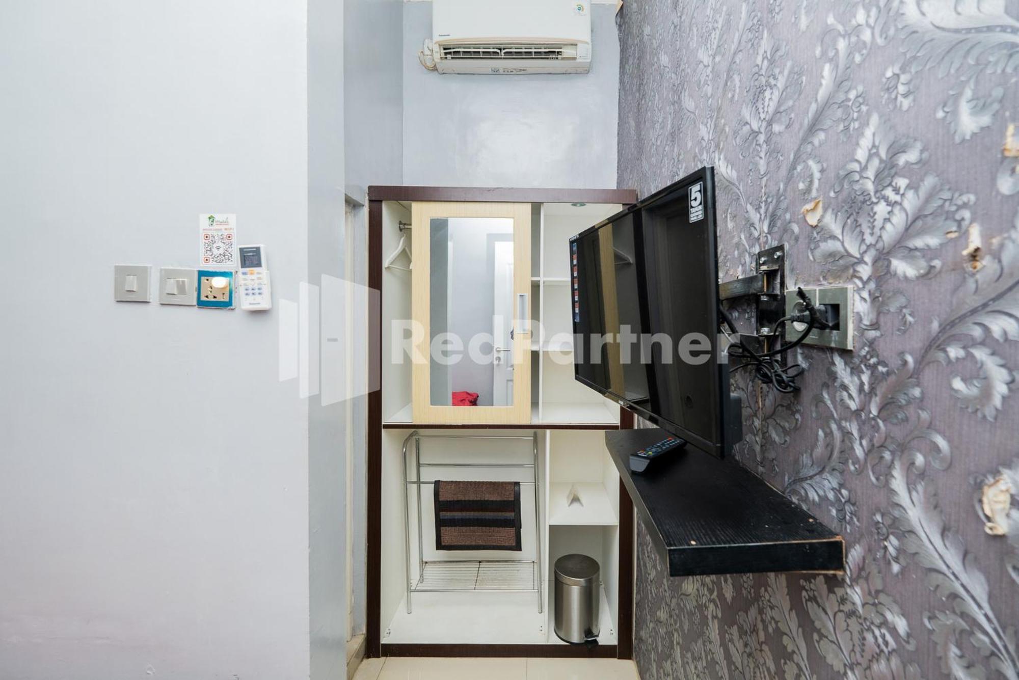 Hotel Omah Kalimosodo Mitra Reddoorz Near Stasiun Malang Kota Baru Exterior foto